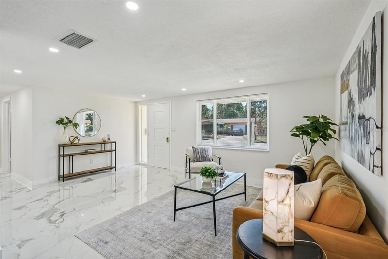 6832 16th Way, St Petersburg, FL 33712