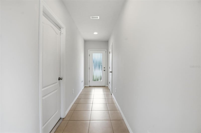 10402 Hawks Landing Dr, Land O Lakes, FL 34638