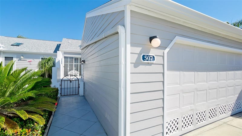 507 Sanderling Cir, Bradenton, FL 34209