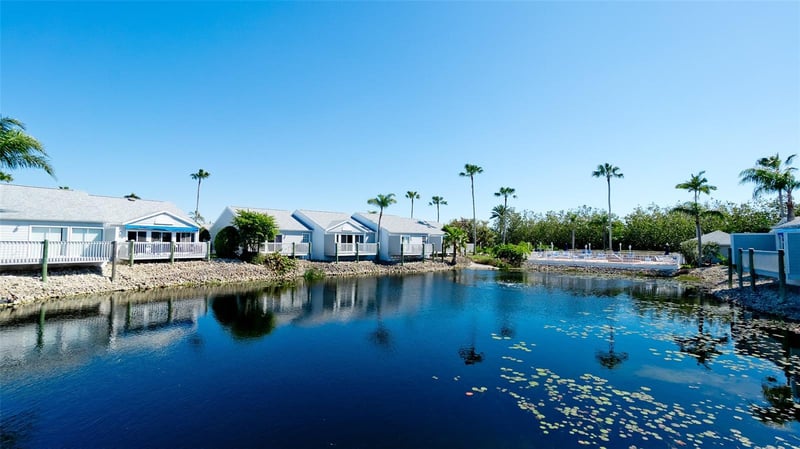 507 Sanderling Cir, Bradenton, FL 34209