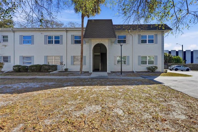 337 Mcmullen Booth Rd #158, Clearwater, FL 33759