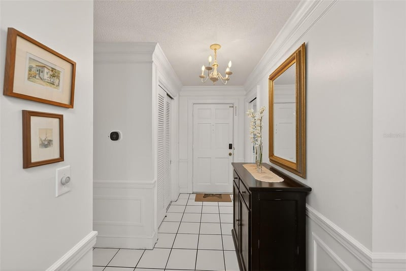 139 Bluff View Dr #107, Belleair Bluffs, FL 33770