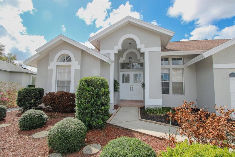 2319 Sunview Ave, Valrico, FL 33596