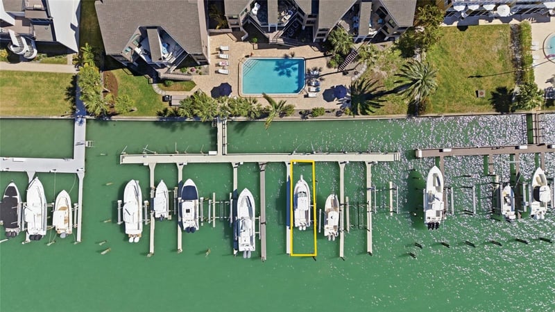 534 Pinellas Bayway #101, St Petersburg, FL 33715