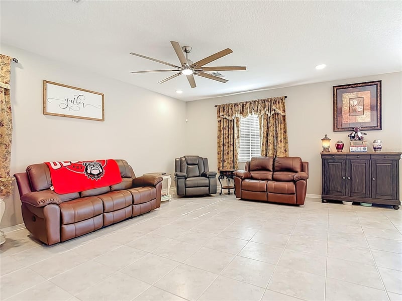 2881 Misty Marble Dr, Zephyrhills, FL 33540