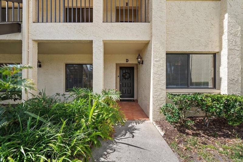 1801 Lake Rd #10D, Palm Harbor, FL 34685