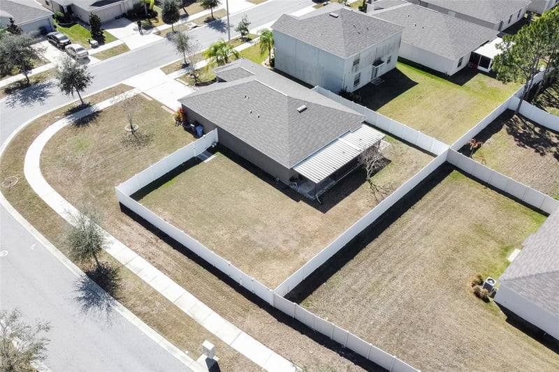 10554 Standing Stone Dr, Wimauma, FL 33598
