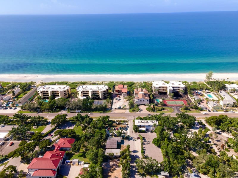 681 Gulf Bay Rd, Longboat Key, FL 34228