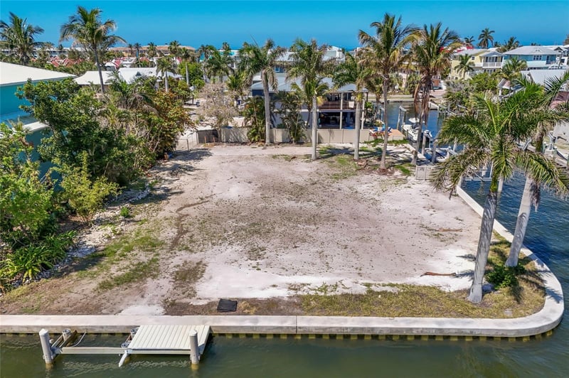 407 20th Pl, Bradenton Beach, FL 34217