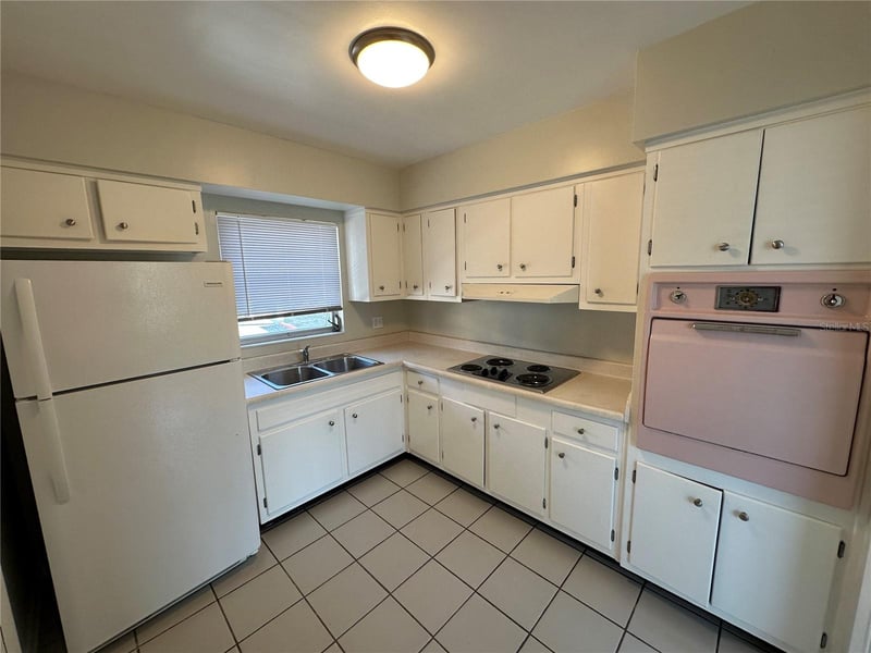 401 Nimbus Ave, Clearwater, FL 33765