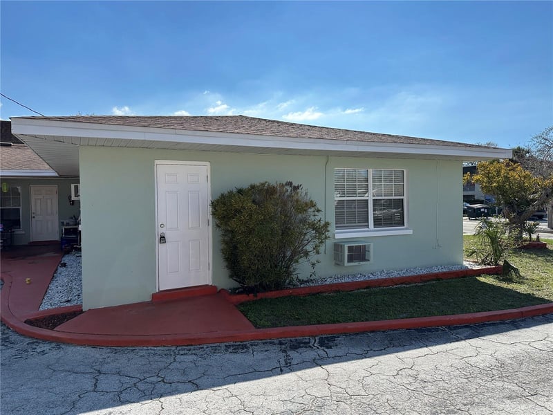 401 Nimbus Ave, Clearwater, FL 33765