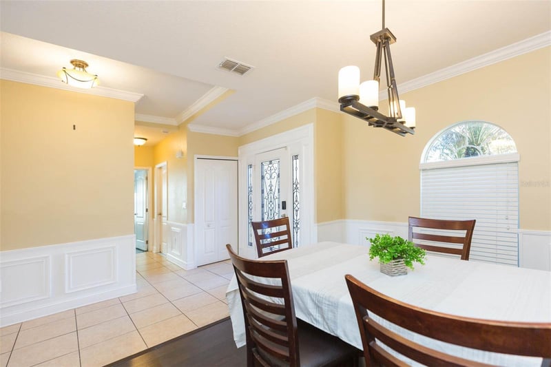 13330 Waterford Castle Dr, Dade City, FL 33525