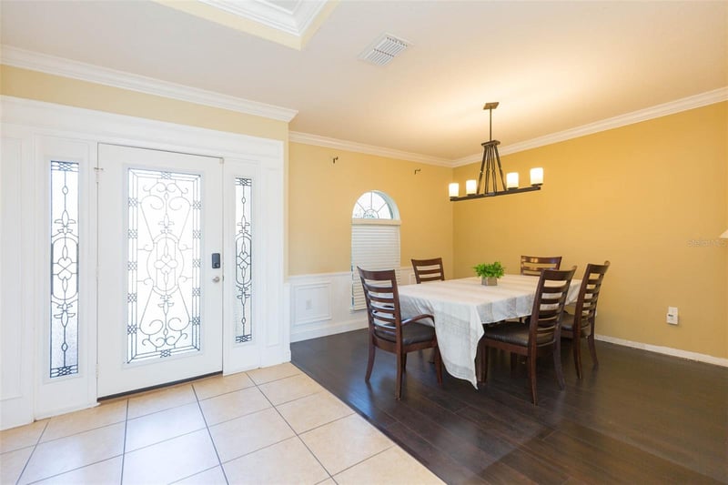 13330 Waterford Castle Dr, Dade City, FL 33525