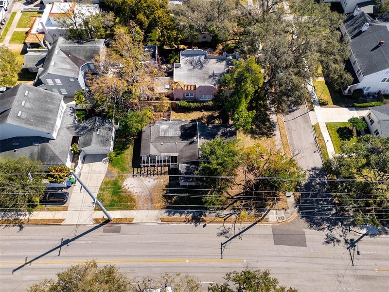 2627 Watrous Ave, Tampa, FL 33629
