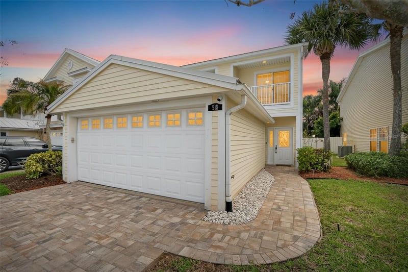 918 Woodbridge Ct, Safety Harbor, FL 34695