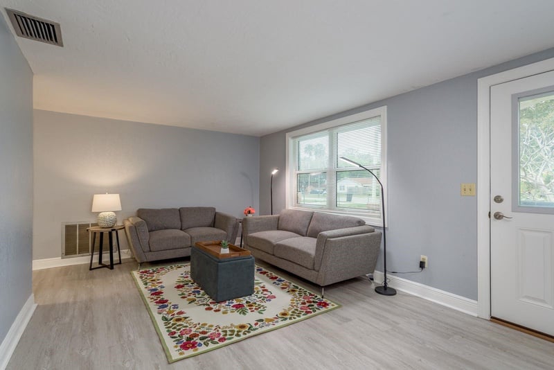 7730 Chapel Ave, Port Richey, FL 34668