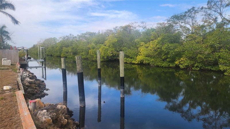 3203 Shell Point Rd, Ruskin, FL 33570