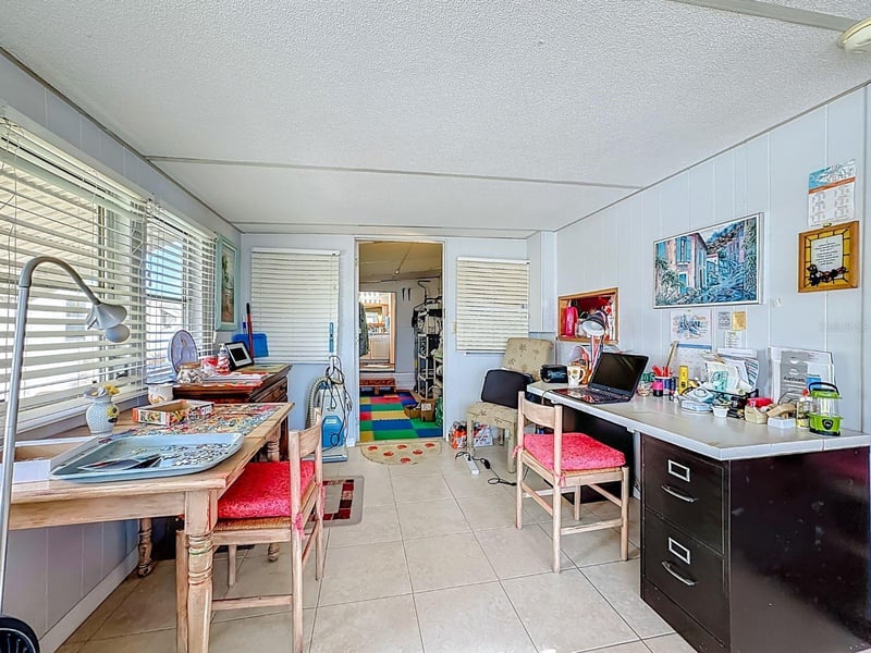 411 Tropic Dr, Palmetto, FL 34221