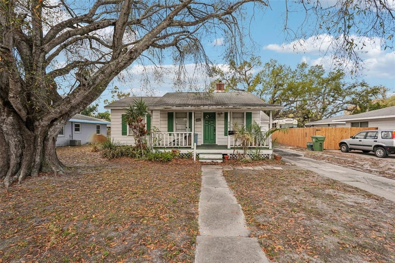 806 33rd Street Ct, Bradenton, FL 34205
