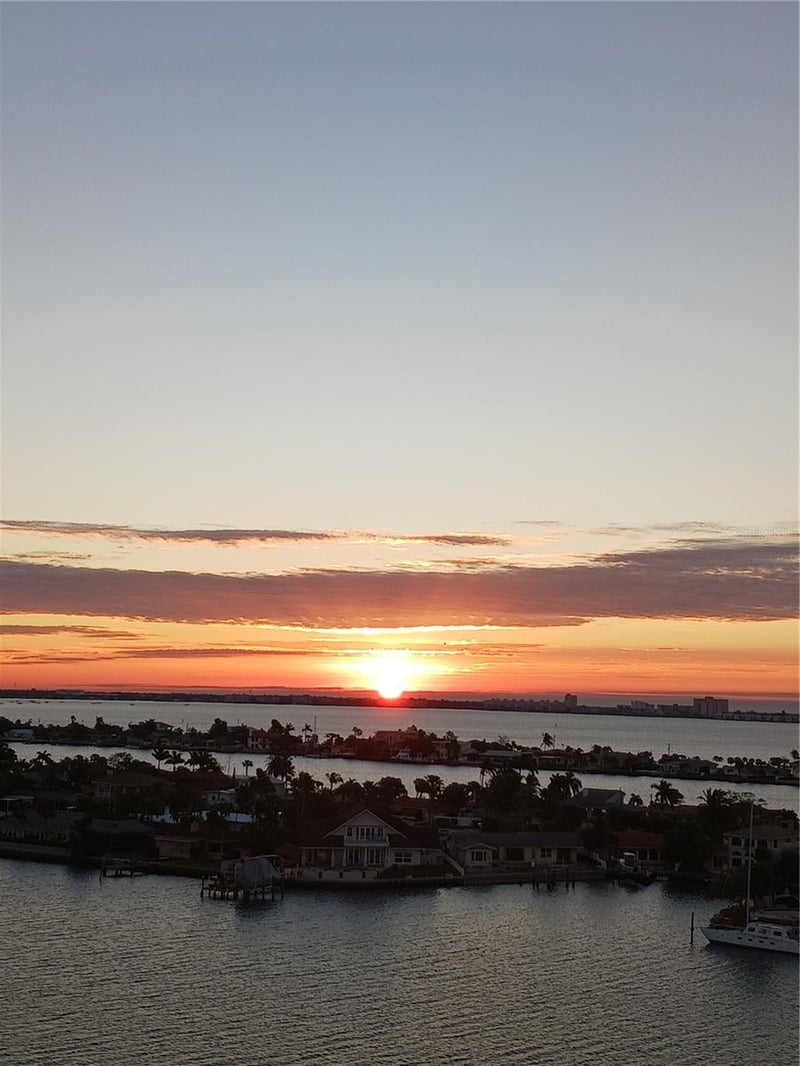 400 64th Ave #1004W, St Pete Beach, FL 33706