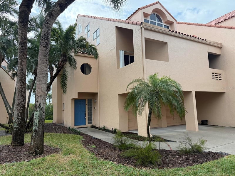 1630 Royal Palm Dr #A, St Petersburg, FL 33707