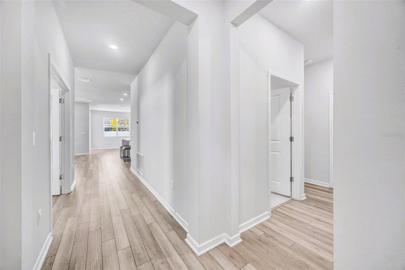 762 Parsons Mooring Ct, Seffner, FL 33584