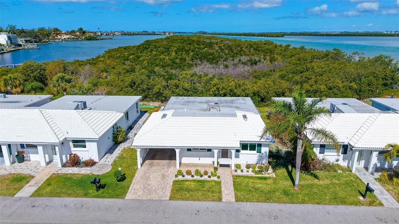 909 Spanish Dr, Longboat Key, FL 34228
