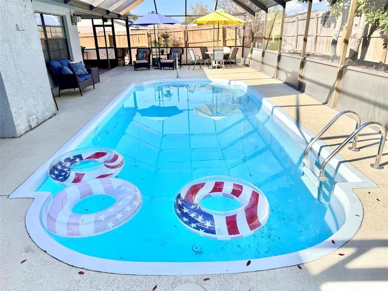 8731 Woodcrest Dr, Port Richey, FL 34668