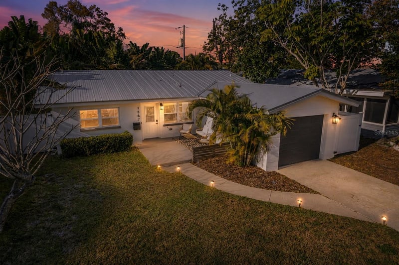 1867 Maryland Ave, St Petersburg, FL 33703