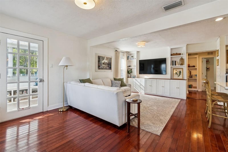 231 Jean St, Tampa, FL 33604