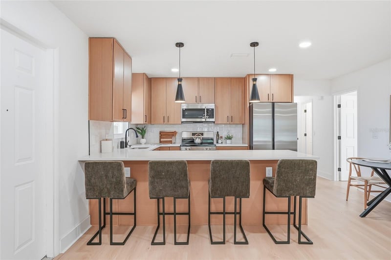 1339 35th St, St Petersburg, FL 33713