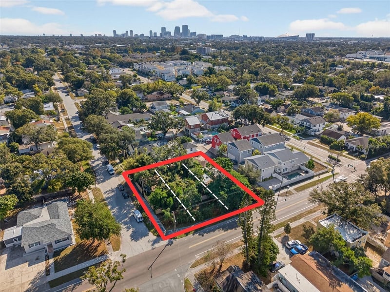 1321 28th St, St Petersburg, FL 33713