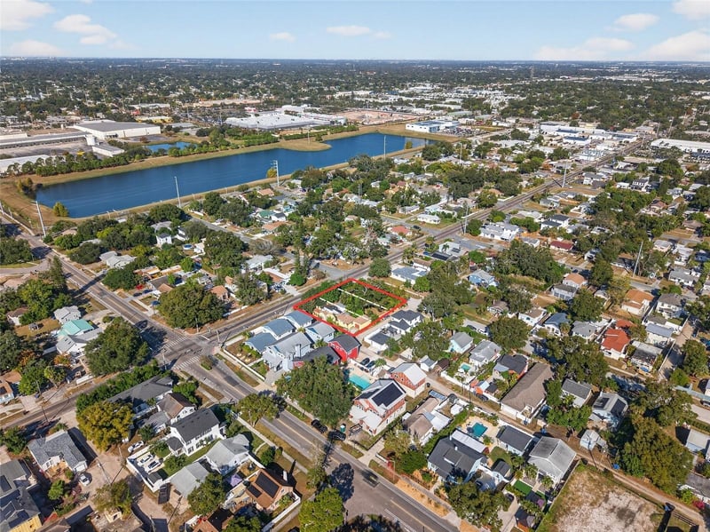 1321 28th St, St Petersburg, FL 33713