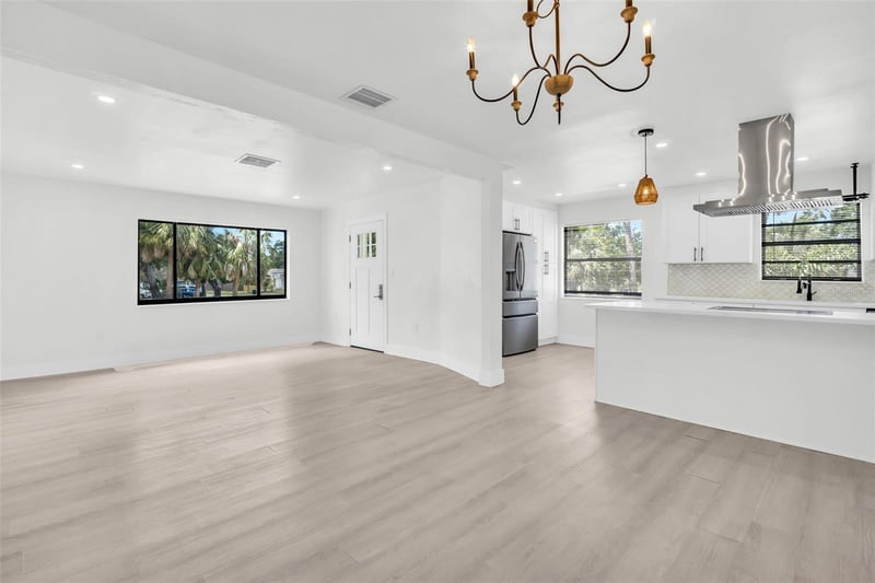 4000 Grove St, St Petersburg, FL 33705