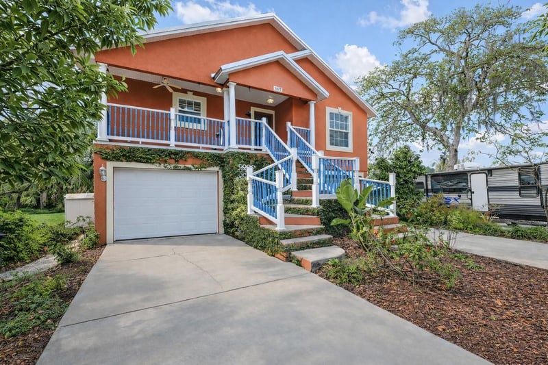 5827 Rio Dr, New Port Richey, FL 34652