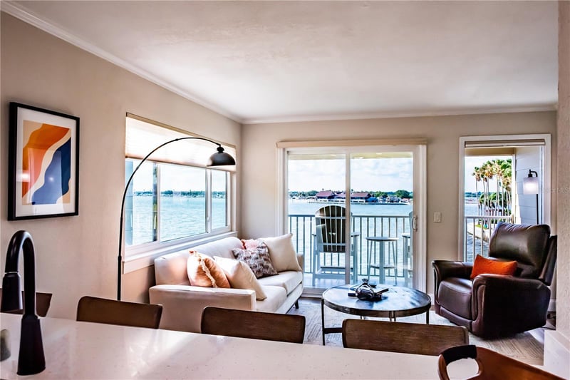 2506 Rocky Point Dr #369, Tampa, FL 33607