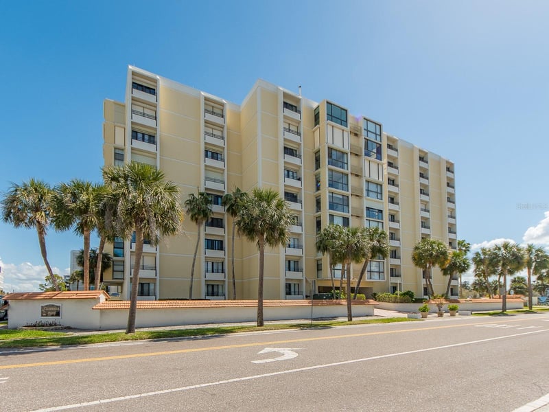 800 Gulfview Blvd #907, Clearwater Beach, FL 33767
