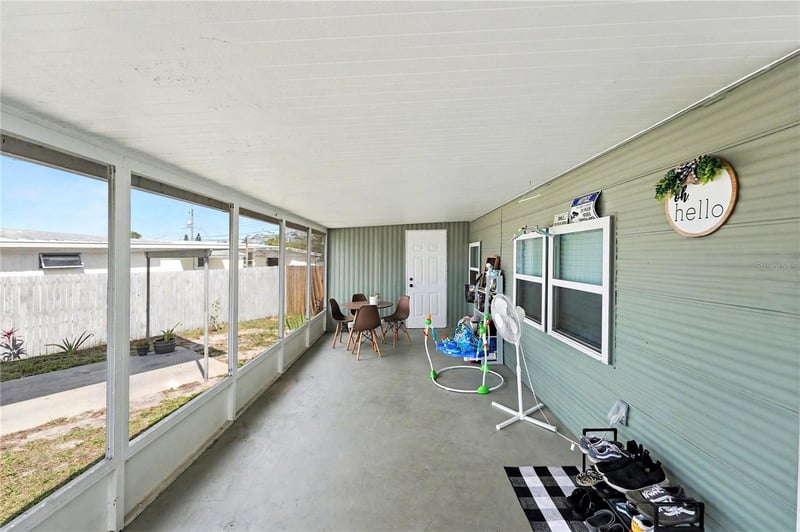 1922 Lullaby Dr, Holiday, FL 34691