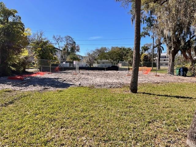 2640 Dundee St, Tampa, FL 33629