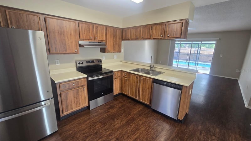 1407 Foxboro Dr, Brandon, FL 33511