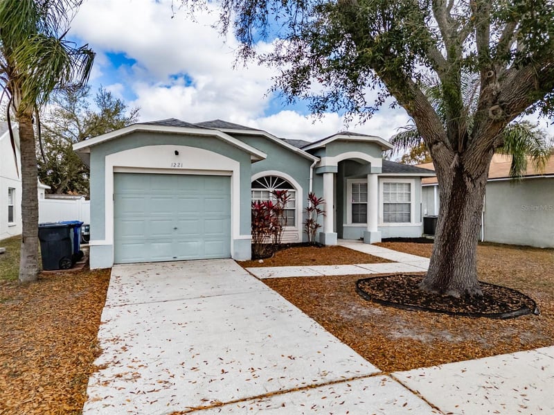 1221 Franford Dr, Brandon, FL 33511