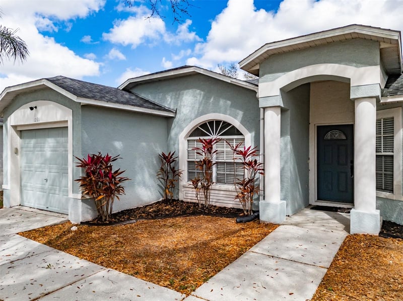 1221 Franford Dr, Brandon, FL 33511
