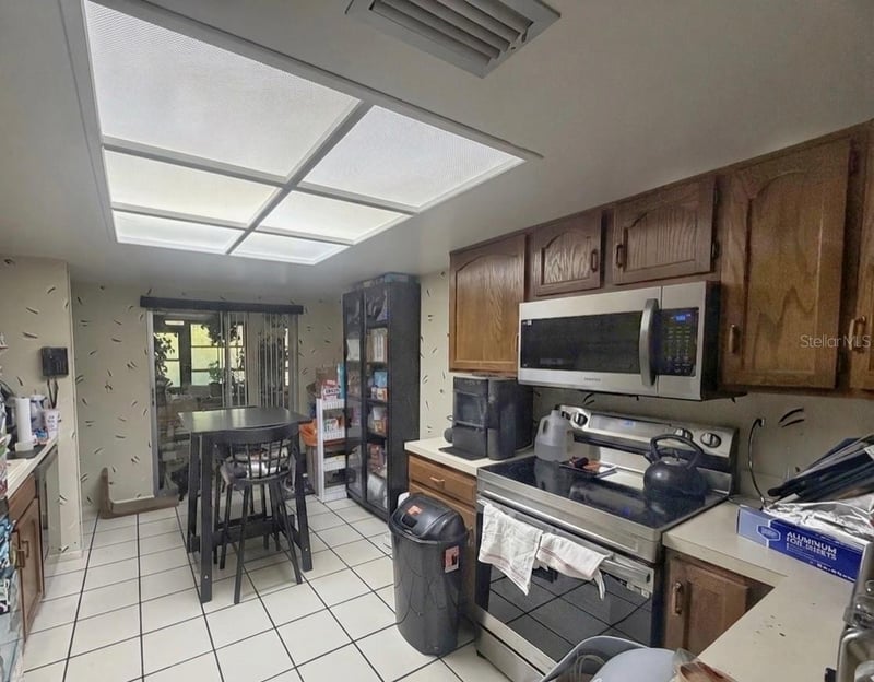3443 Baronne Ct, Clearwater, FL 33761
