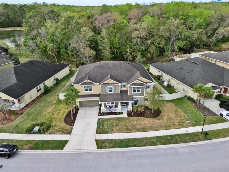 1611 Tilted Cypress Pl, Wesley Chapel, FL 33544