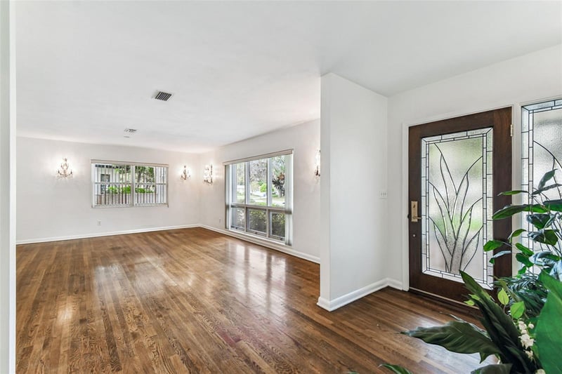 4508 Henderson Blvd, Tampa, FL 33629