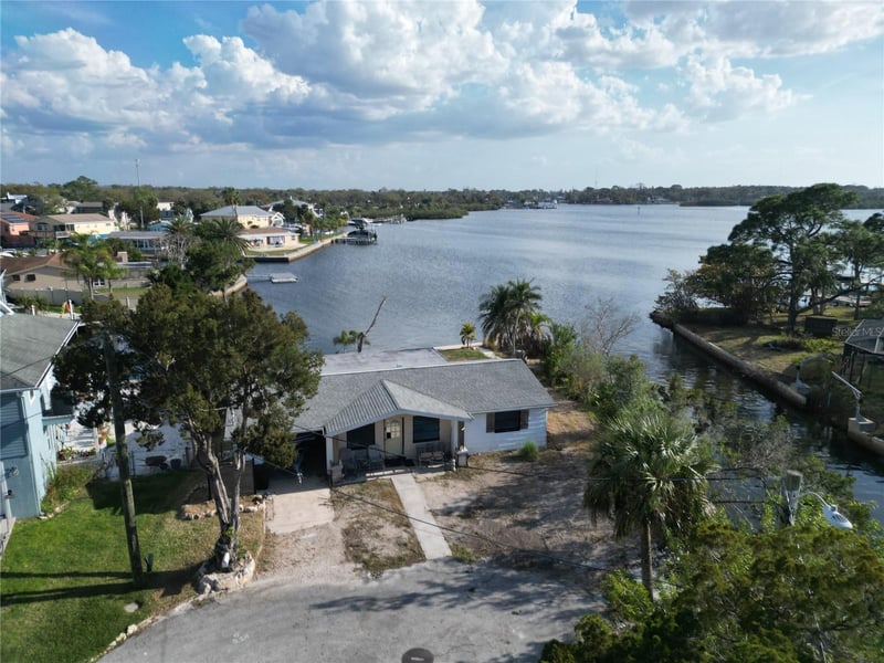 8402 Damen Ln, Port Richey, FL 34668