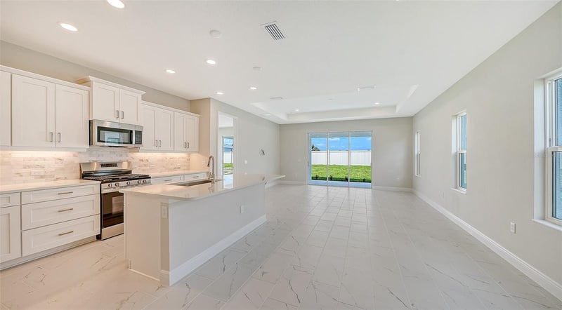 4411 Spoon Blade Dr, Parrish, FL 34219