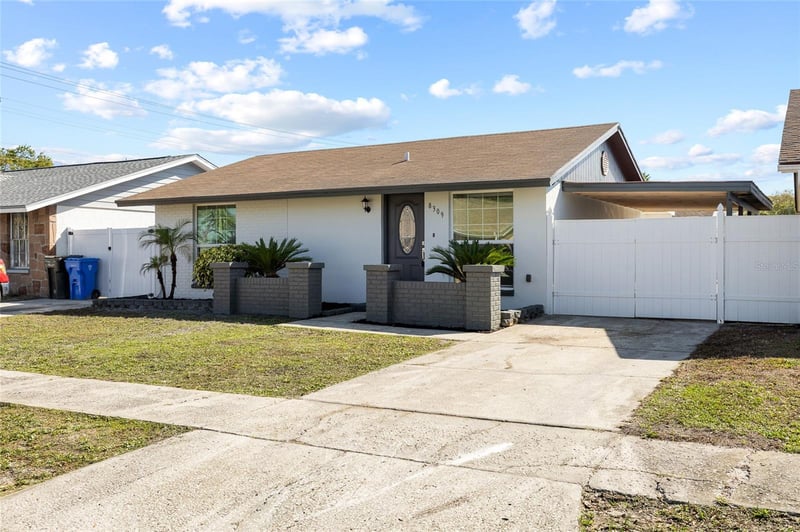 8309 Dasa Pl, Tampa, FL 33615