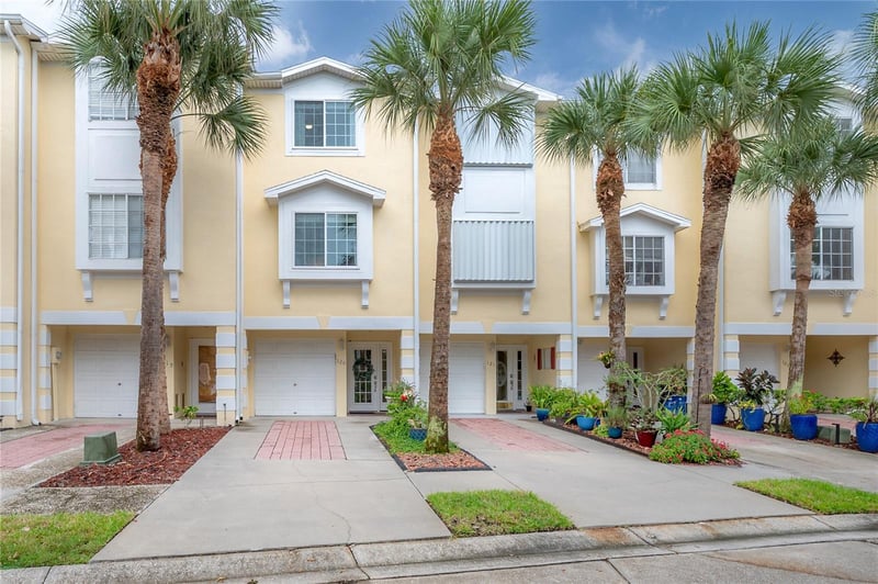 120 Brent Cir, Oldsmar, FL 34677