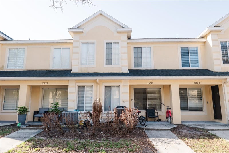 10819 Brickside Ct, Riverview, FL 33579